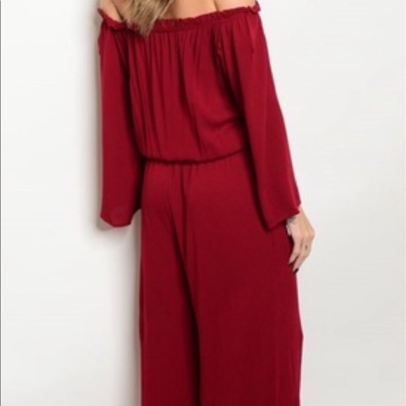 🌸Burgundy red, beautiful jumpsuit romper NEW-SM - Picture 2 of 2